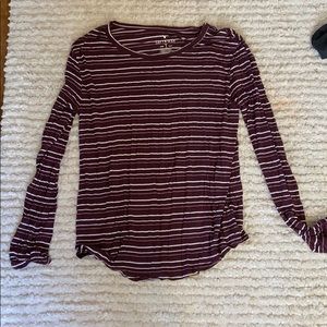 american eagle, burgundy and white
